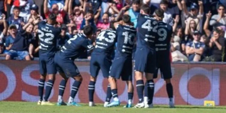 Independiente Rivadavia goleó a Gimnasia y se quedó con el clásico mendocino