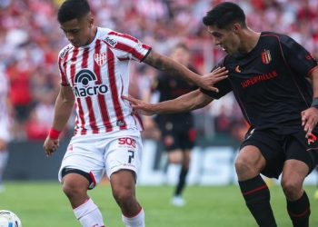 Estudiantes le cortó el envión a Instituto y clasificó a octavos