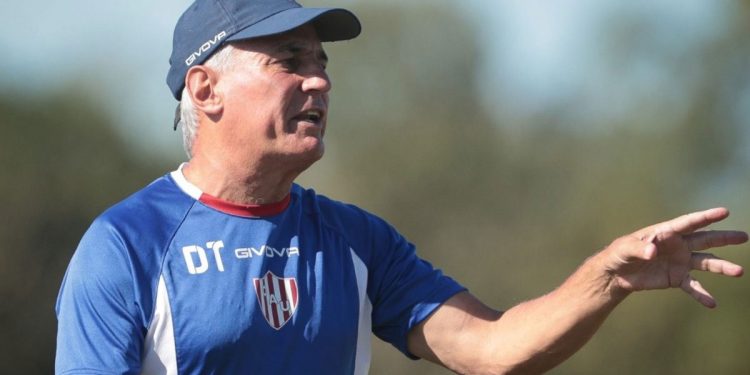 Unión ajusta detalles y mantiene una duda para visitar a Estudiantes