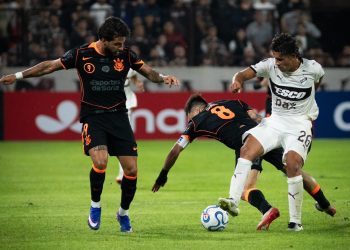 Platense cayó con Corinthians en su debut histórico en la Copa Libertadores