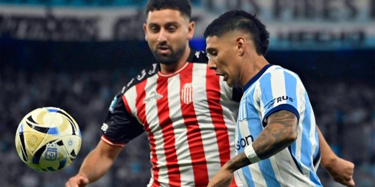 Racing se tuvo que conformar con un empate ante Barracas 
