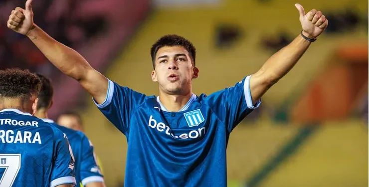 Racing se recuperó tras la derrota en el clásico al vencer a Independiente Petrolero