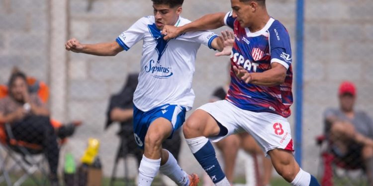 Dura derrota de la reserva de Unión ante Vélez: perdió 4 a 0