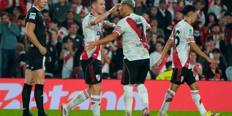 River volvió al triunfo ante Aldosivi en el Monumental