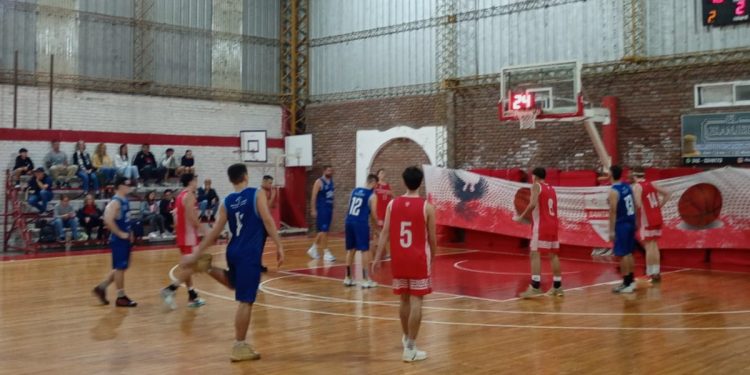 A2: triunfos de Alumni, Santa Rosa y Macabi 