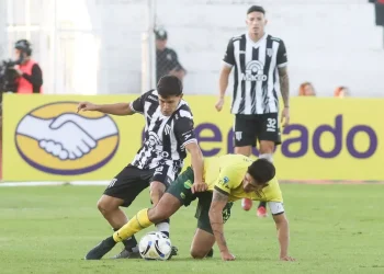 Perdió Defensa y Unión quedó más cerca de los play off