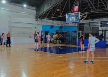 Femenino: República superó a CUST en el inicio de la Fecha 6