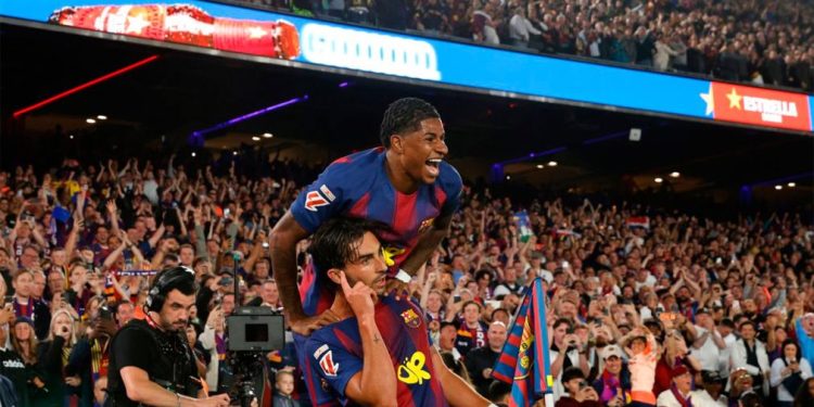 Barcelona le ganó el clásico al Real Madrid y se consagró campeón