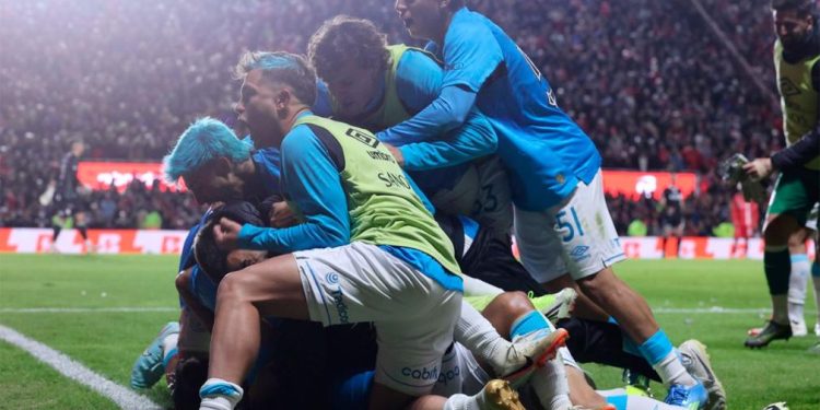 Belgrano venció por penales a Argentinos y define el título ante River