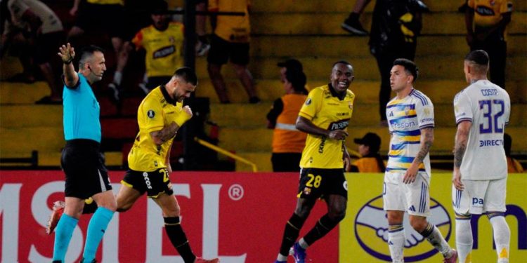 Boca sufrió otra dura derrota ante Barcelona, en Ecuador 