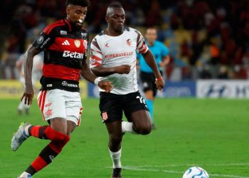Estudiantes cayó con Flamengo y definirá su clasificación en la última fecha