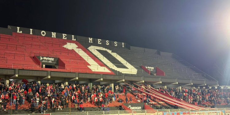 Unión eliminado, el hincha apuntó a Spahn, Madelón y más