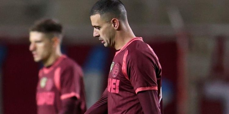 Lanús fue goleado en la altura de Bolivia 