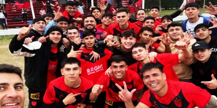 Ganaron los de arriba y todo sigue igual en Primera de LSF