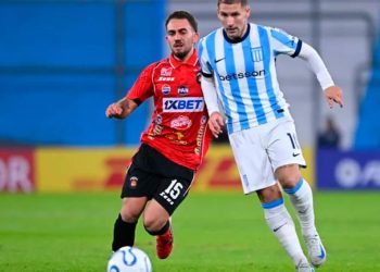 Racing empató ante Caracas en el Cilindro y quedó eliminado