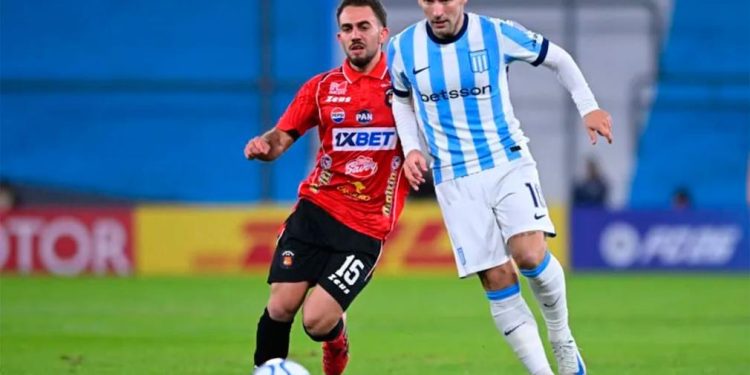 Racing empató ante Caracas en el Cilindro y quedó eliminado
