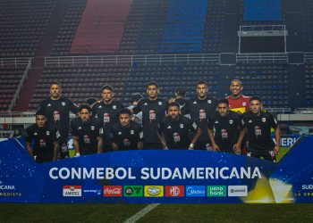 Riestra fue goleado por Gremio y se complicó en la Copa Sudamericana