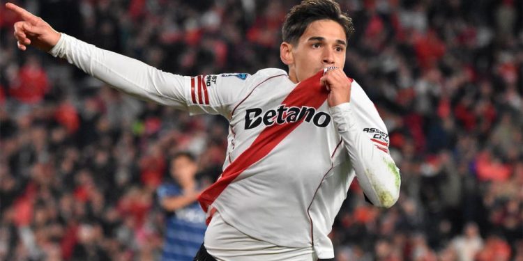 River le ganó con autoridad a Gimnasia y se metió en semis