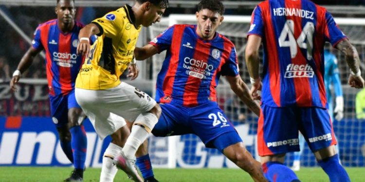 San Lorenzo visita a Deportivo Cuenca para seguir en la cima