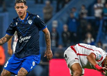 Vélez empató con Newells y jugará con Gimnasia en los playoffs